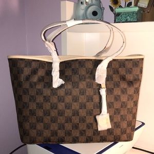 Michael kors tote bag